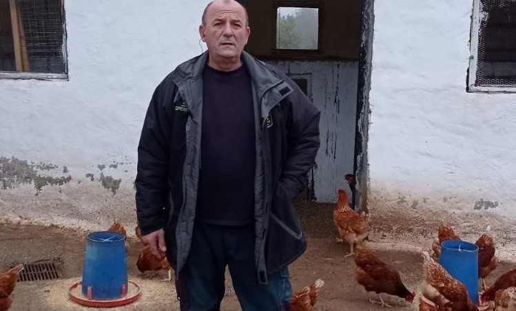 Β. Χατζηβάσιος: Ένα google search οδήγησε στην παραγωγή αυγών με φασκόμηλο