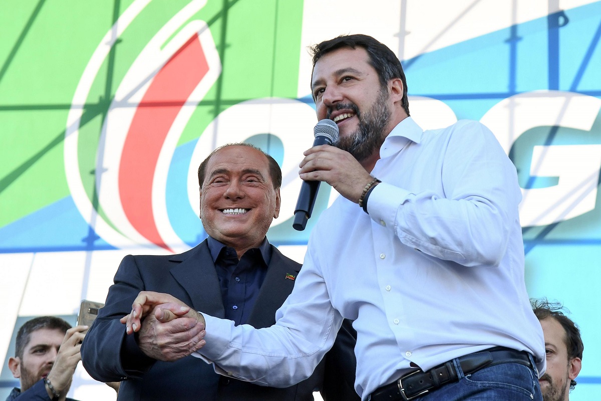 Ιταλία: Μπερλουσκόνι και Σαλβίνι αναγγέλλουν συγχώνευση κομμάτων