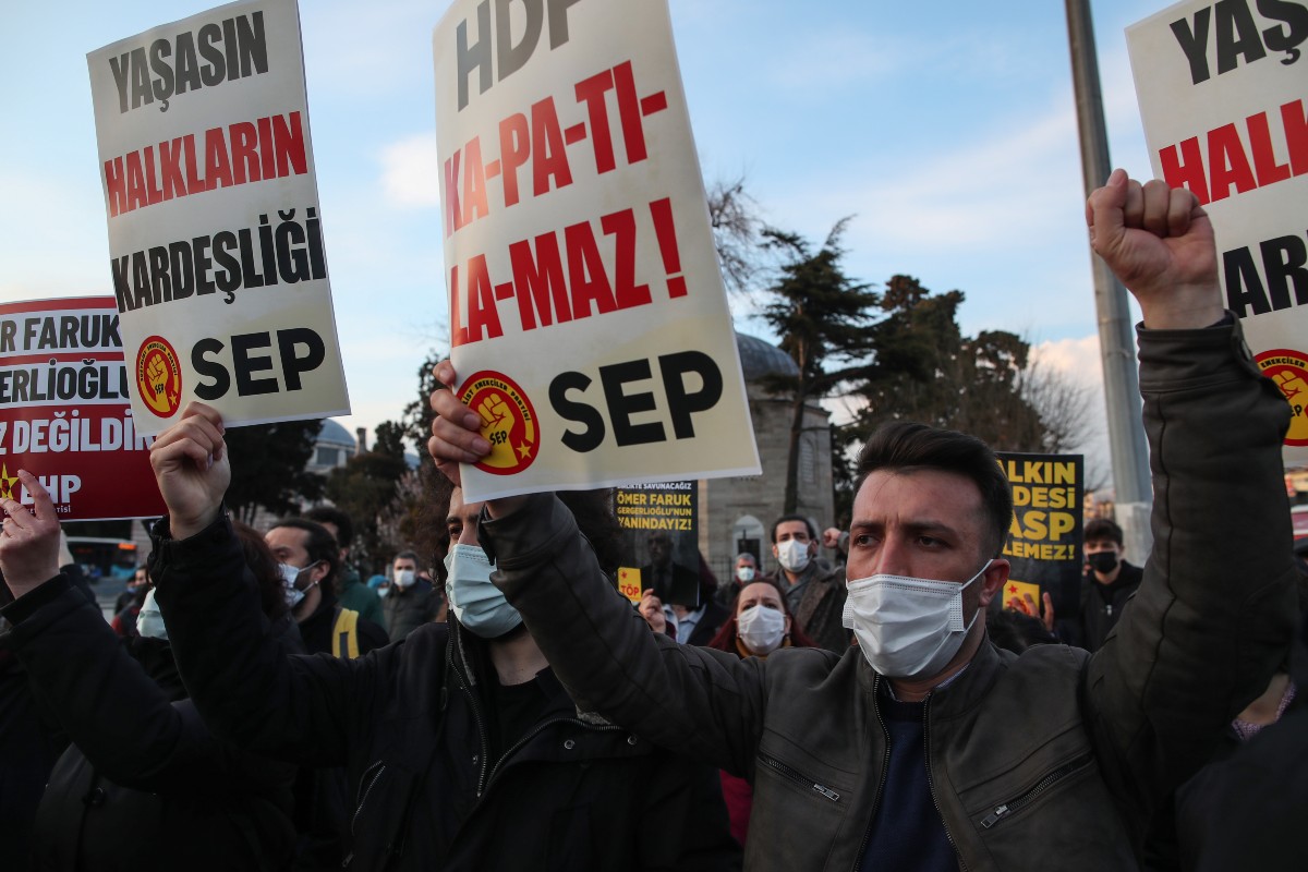 Τουρκία: Συνεχίζει τη δίωξη του HDP με έξι νέες συλλήψεις