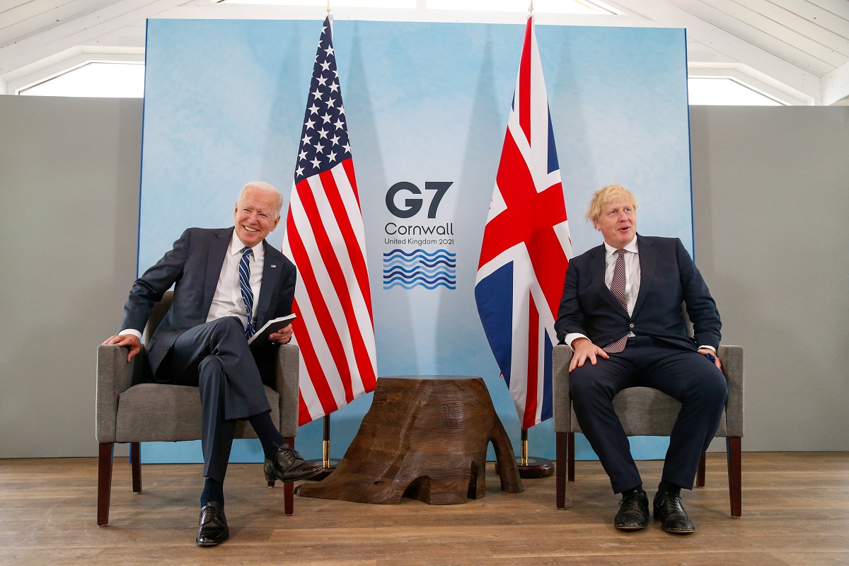 G7: Μπάιντεν – Τζόνσον, δυτική ηγεμονία και… διπλωματία πάνας