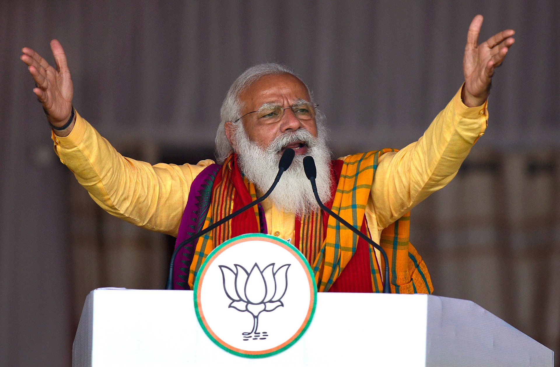Ινδία: Οι θαυμαστές του Narendra Modi εθελοτυφλούν