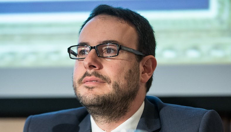 Βασίλης Ζεϊμπέκης