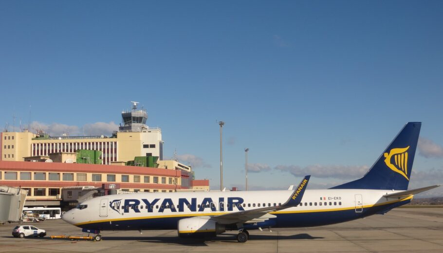 Ryanair: Ταχεία αύξηση στα ταξίδια παρά τους περιορισμούς της Covid-19
