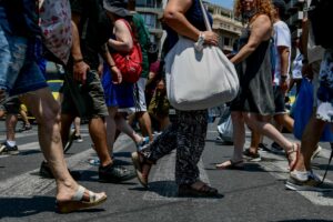 Στο 7,9% υποχώρησε η ανεργία τον Ιούλιο – Τα στοιχεία της ΕΛΣΤΑΤ