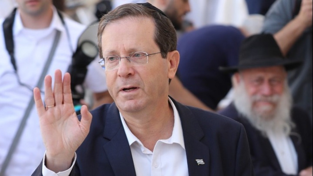 O Γιτζάκ Ερτζόγκ αναλαμβάνει νέος Πρόεδρος του Ισραήλ