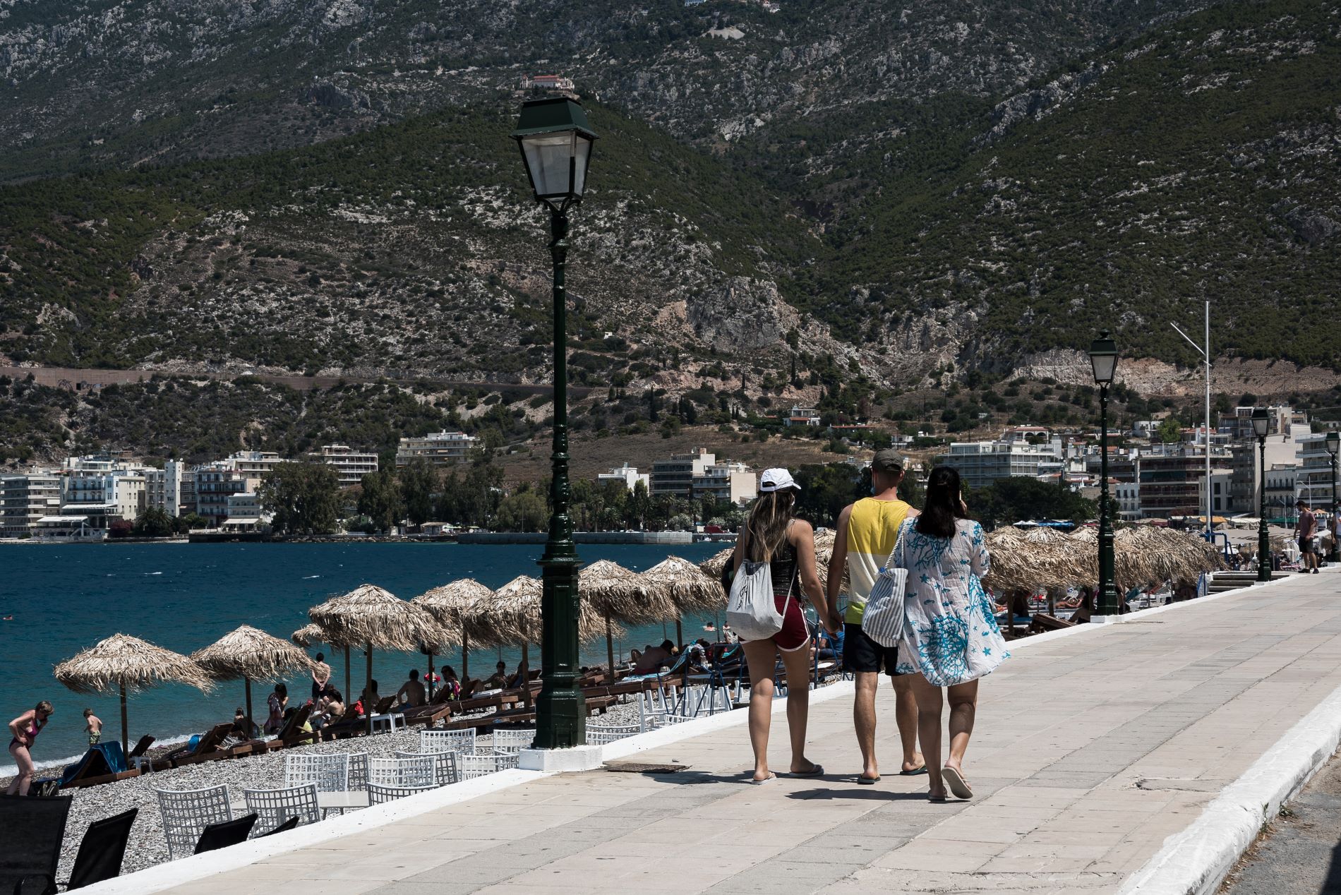 Το φράγμα, οι Κασσάνδρες και η θεωρία του ελατηρίου