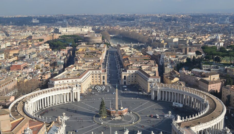 Ιταλία: Το Βατικανό αντιδρά στο νομοσχέδιο κατά της ομοφοβίας