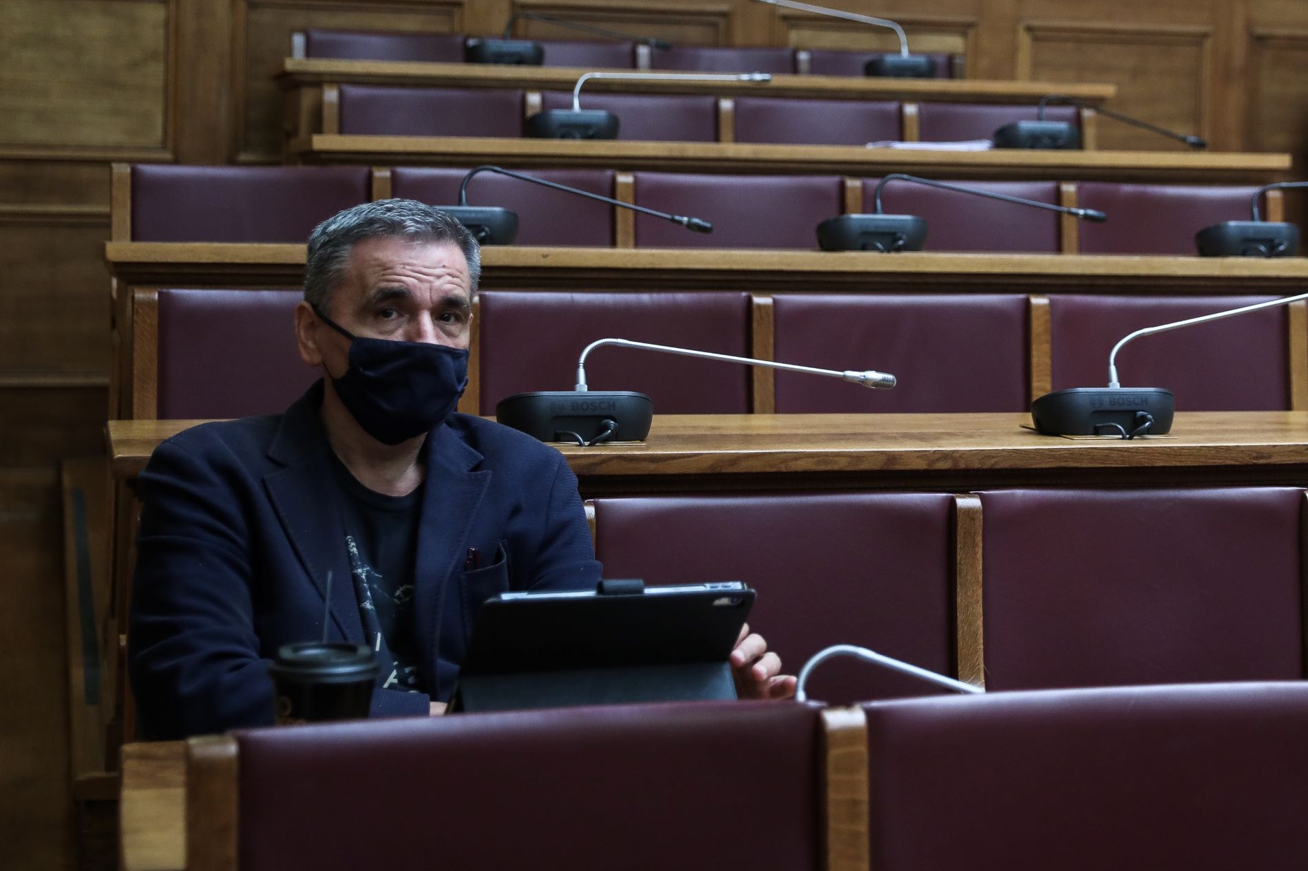 Άδειασμα Τσακαλώτου στον Πολάκη για τους εμβολιασμούς