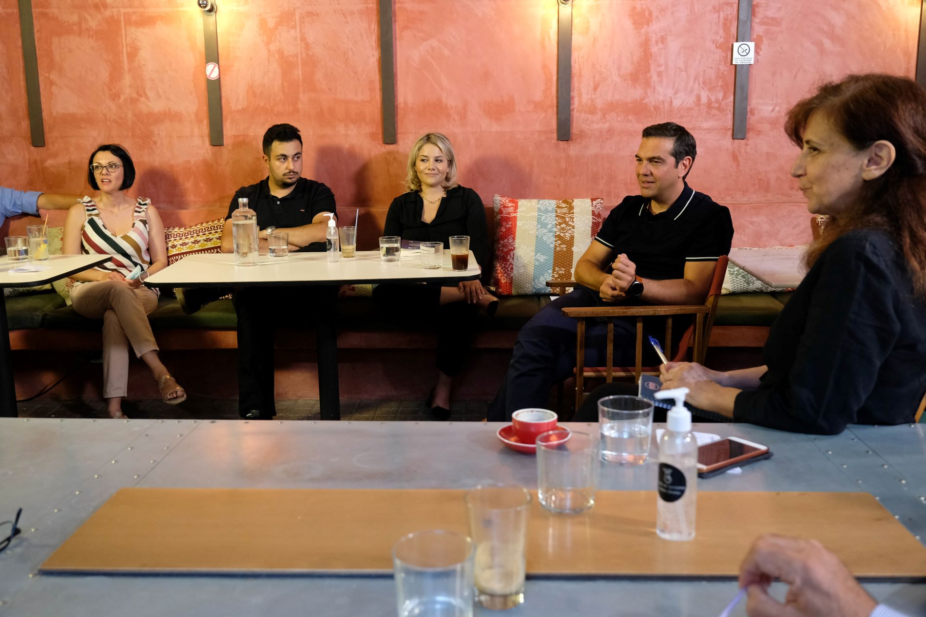 Τσίπρας για εργασιακά: Τέρμα η άμυνα, να περάσουμε στην αντεπίθεση