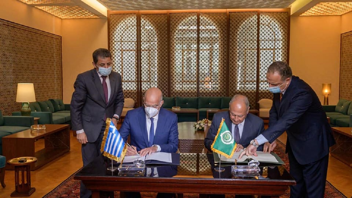 Διπλωματικές πηγές: Επιβεβαιώνονται οι δεσμοί Ελλάδας – Αραβικού Συνδέσμου