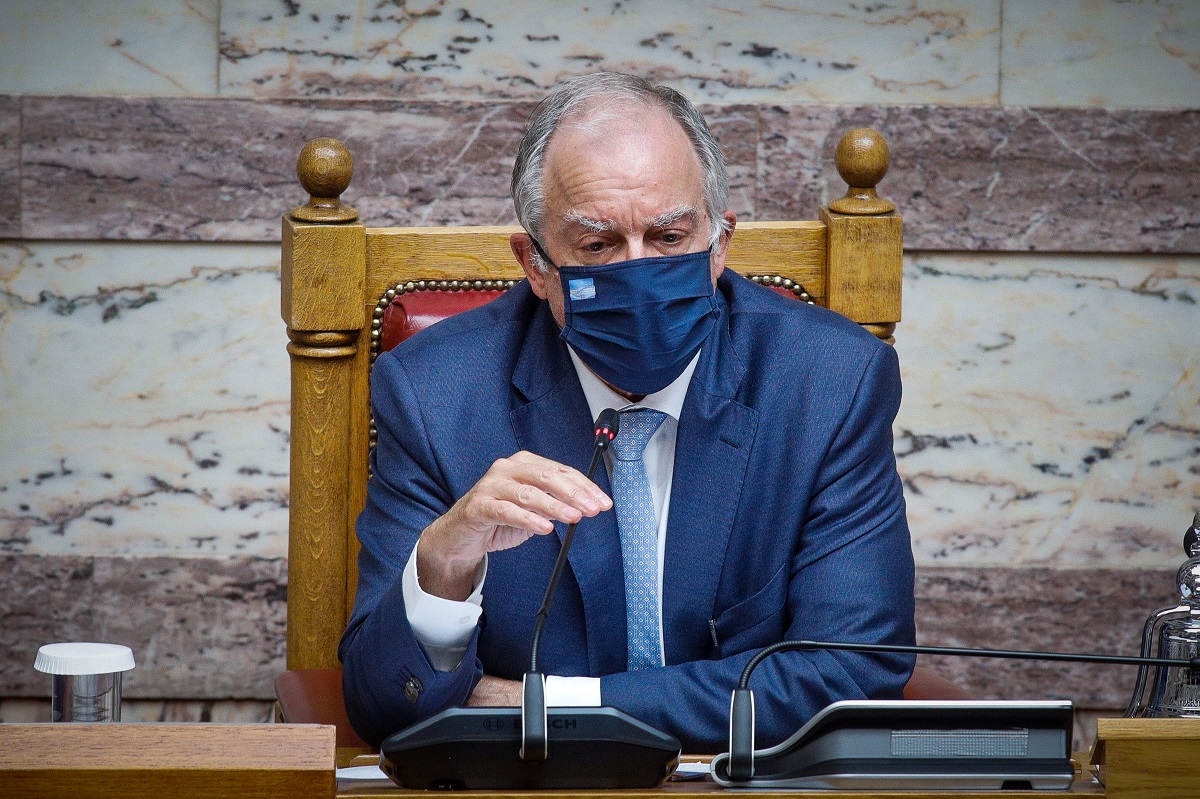 Τασούλας: Αποκρουστική η εικόνα των επεισοδίων στο Πολυτεχνείο