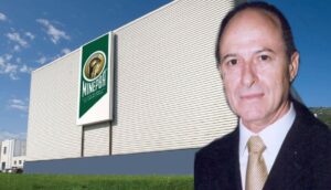 Μινέρβα: Εξαγόρασε Άλτις, Ελάνθη, Φλώρα και SOL