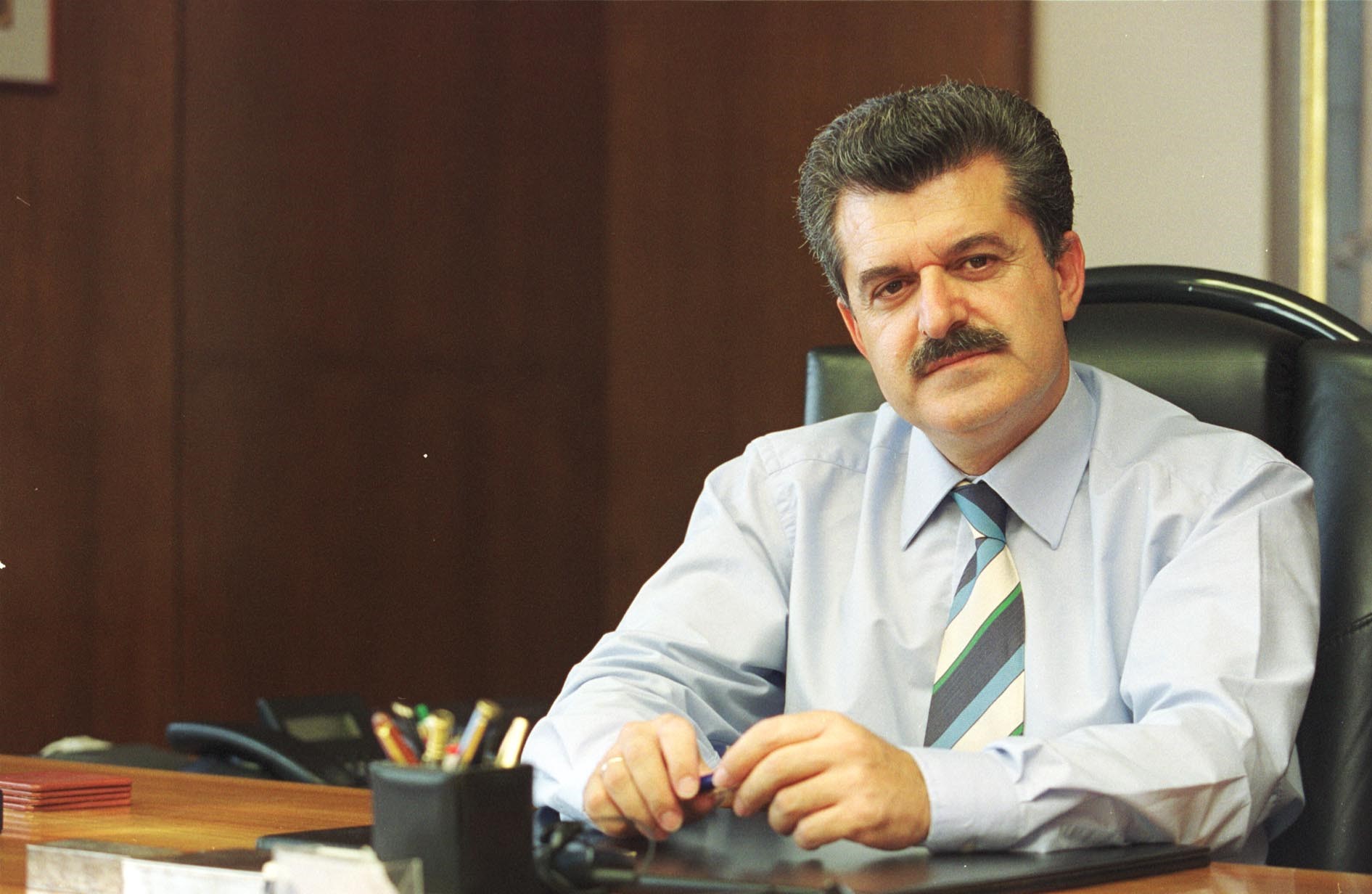 Οι νέες business του Μπελλέ, το χαμόγελο του Άδωνι και η μάχη ΟΤΕ- Nova