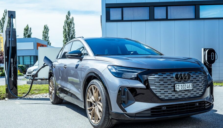 Audi: Παρουσίασε το νέο αμιγώς ηλεκτρικό Q4 e-tron 40 στην Ελλάδα