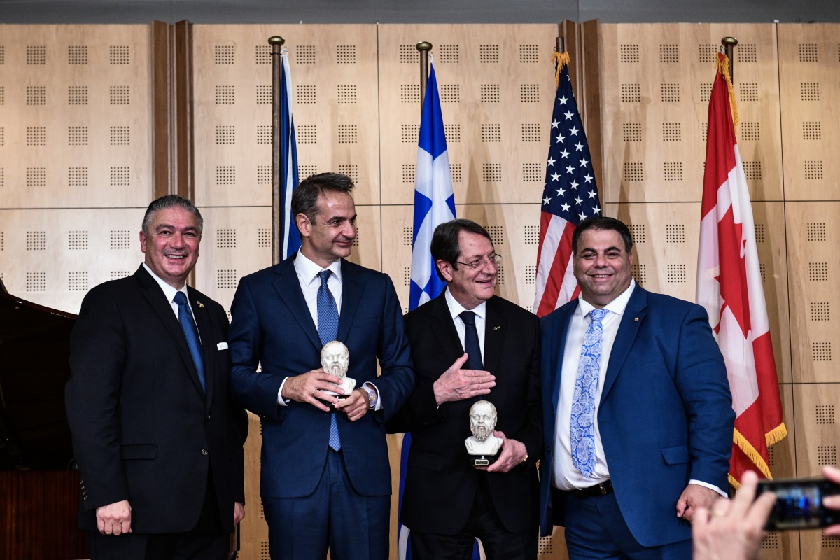 Τα πέντε μηνύματα που έστειλε ο Μητσοτάκης στους ομογενείς