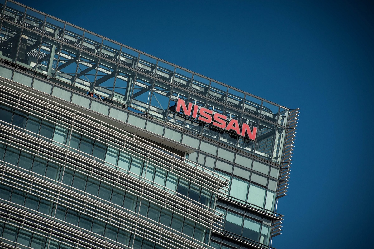 Nissan: Aποκτά το 15% στη μονάδα ηλ. οχημάτων της Renault