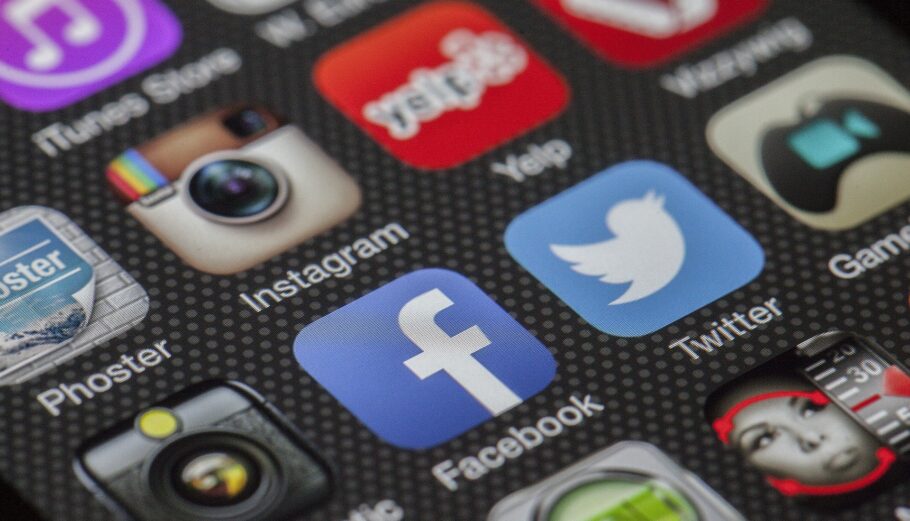 Social Media @ Pixabay