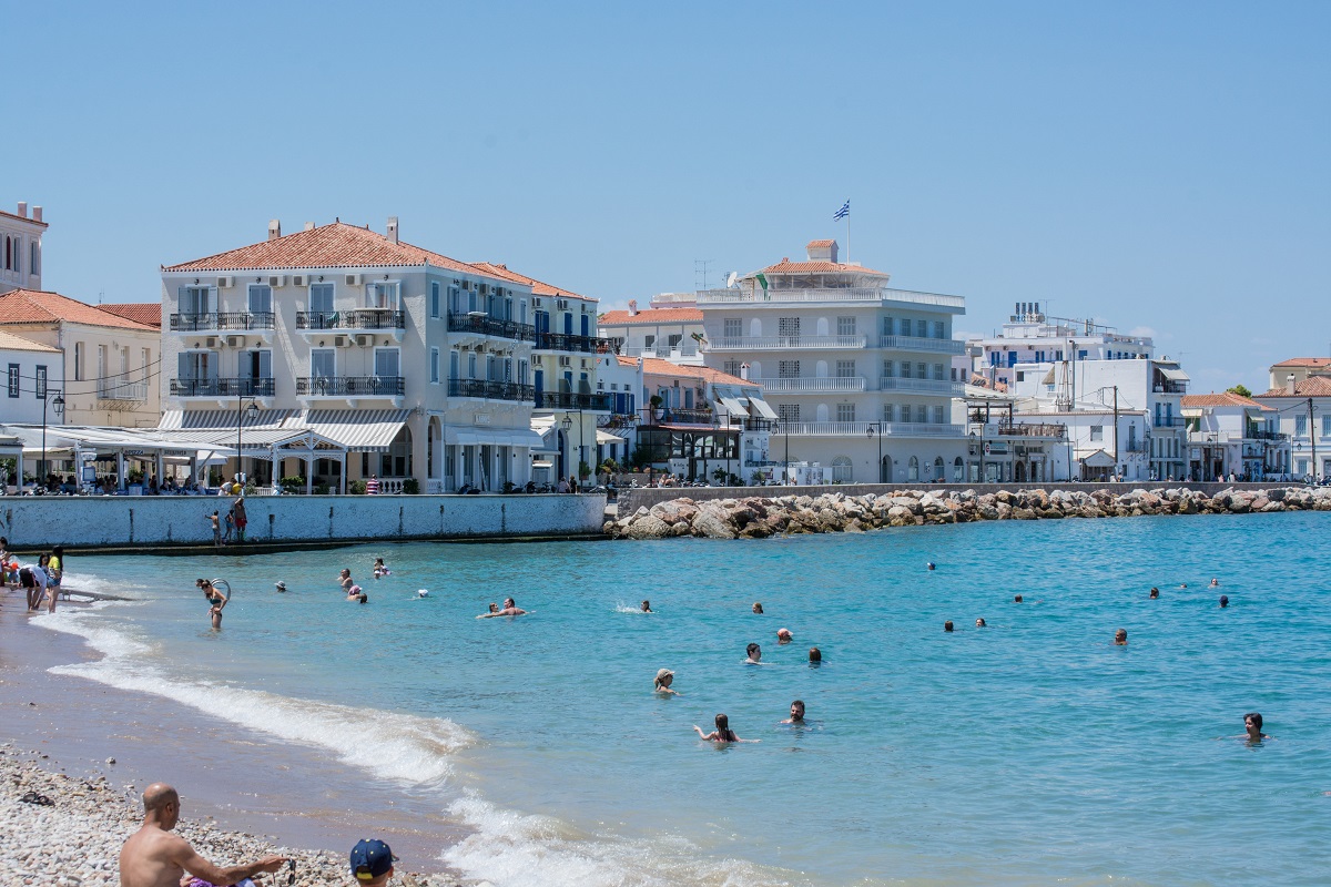 Ταξίδι με πλοίο: Σε ποια νησιά μετακινούμαστε μόνο με self test