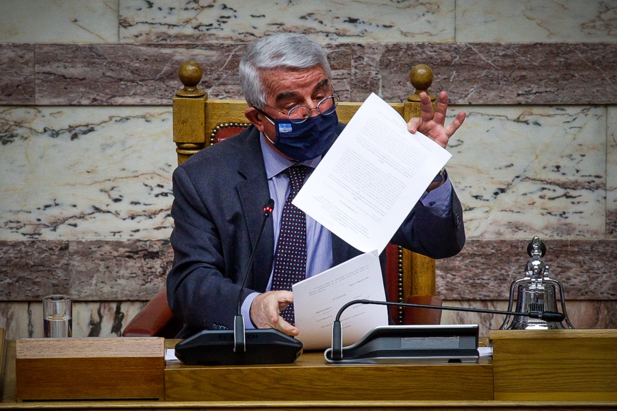 Μπούρας για Πόθεν Έσχες: Ομόφωνη απόφαση η αρχειοθέτηση