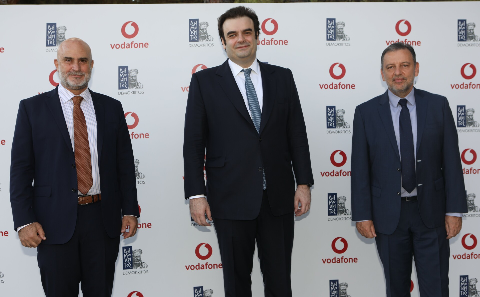 Vodafone: Συνεργασία με Δημόκριτο για τη δημιουργία του Giga Campus