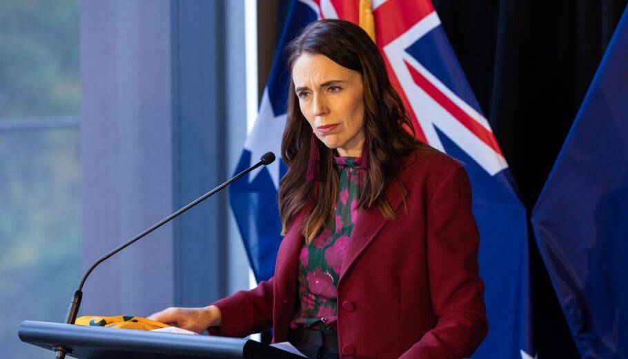 Η πρωθυπουργός της Νέας Ζηλανδίας Τζασίντα Άρντερν ανακοίνωσε σκληρό λόκνταουν σε εθνικό επίπεδο ©EPA/PETER MEECHAM AUSTRALIA AND NEW ZEALAND OUT