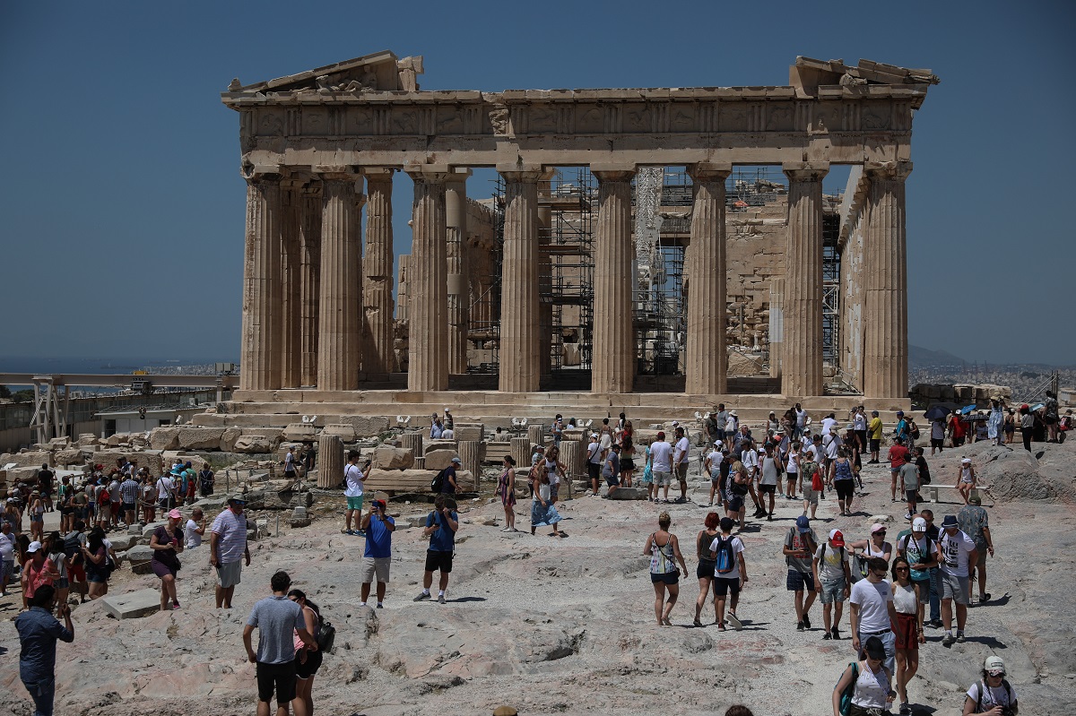 ΤτΕ: Πλεόνασμα 15,7 δισ. στο ταξιδιωτικό ισοζύγιο το 2022