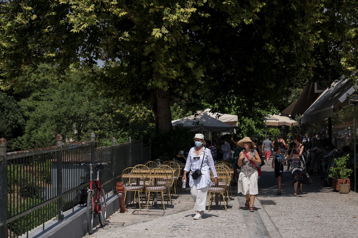 ΑΑΔΕ: Πρόστιμα και 48ωρα λουκέτα για όσους δεν κόβουν αποδείξεις