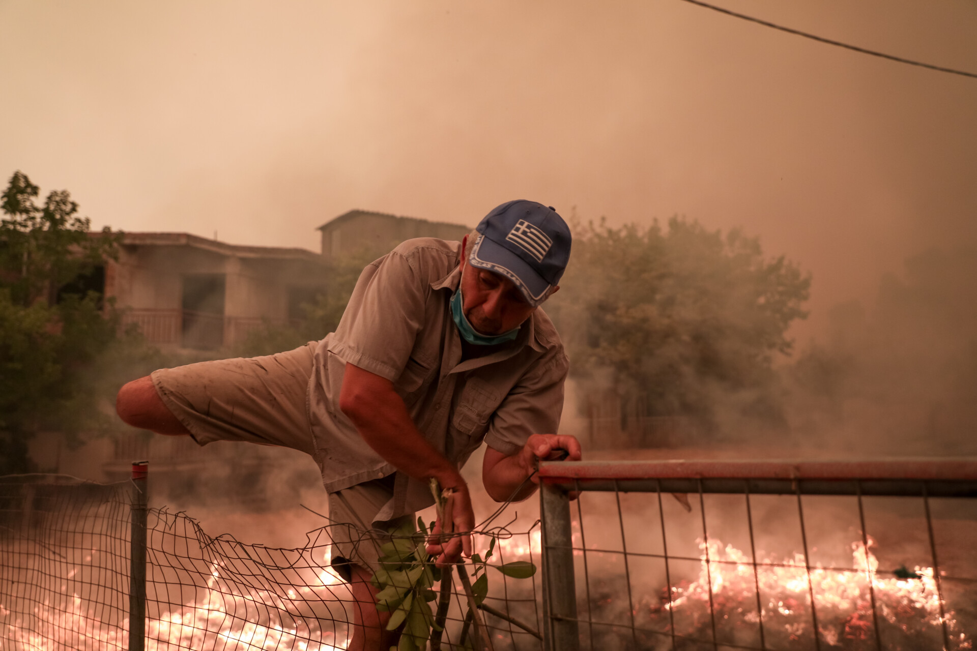 Πυρκαγιά στo Πευκί της Βόρειας Εύβοιας © Eurokinissi