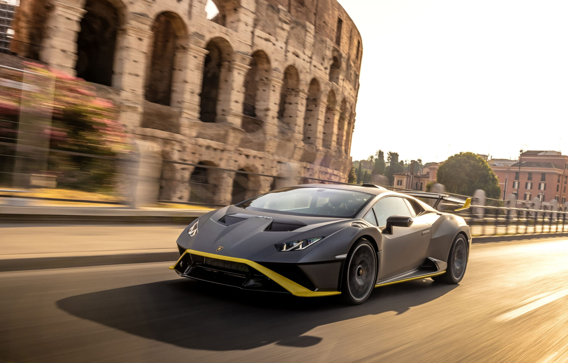 H Lamborghini Huracan STO στην Ρώμη