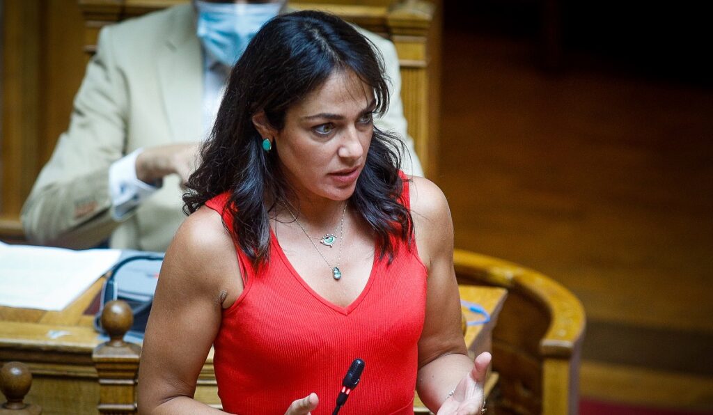 Μιχαηλίδου: Έως τις 15/10 τα σχολικά γεύματα σε 210.000 μαθητές
