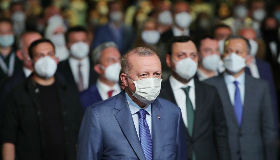 Ο Ερντογάν στη διώρυγα της Κωνσταντινούπολης © EPA/TURKISH PRESIDENT PRESS OFFICE HANDOUT HANDOUT EDITORIAL USE ONLY/NO SALES