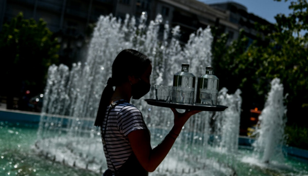Υπουργείο Εργασίας: Μέτρα στον ιδιωτικό τομέα για τον καύσωνα