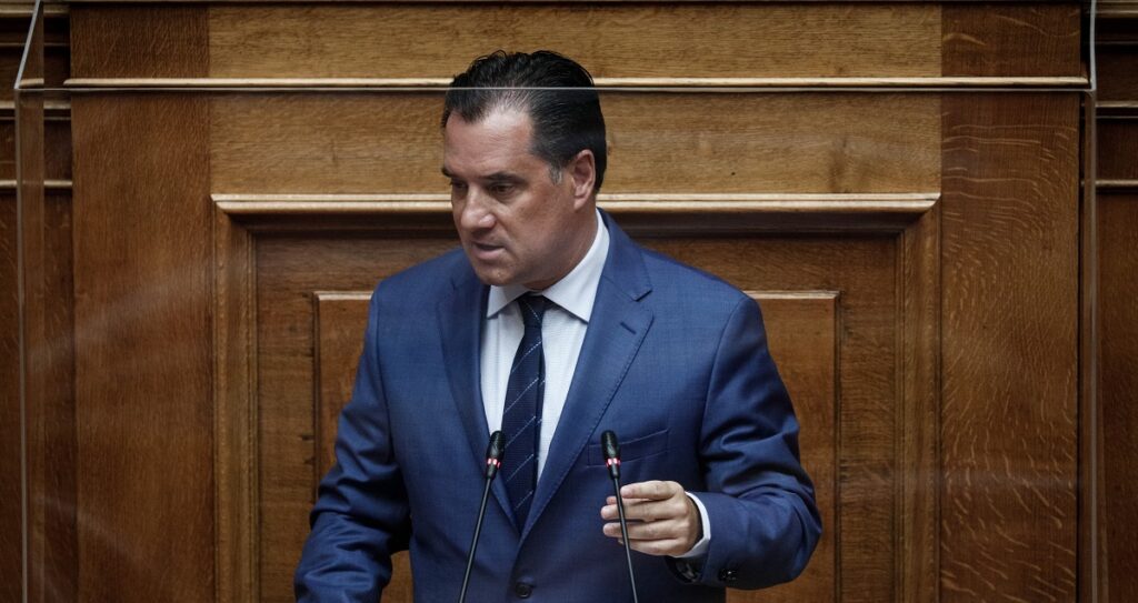 Γεωργιάδης: Δεν θα ξανακλείσει η οικονομία λόγω των ανεμβολίαστων