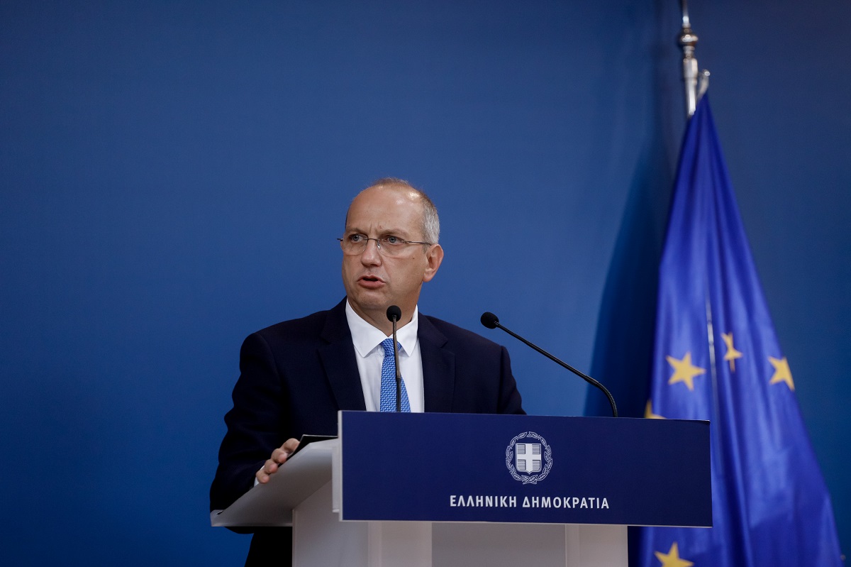 Οικονόμου: Ξεκινά την 1η Ιανουαρίου 2022 το πρώτο ένσημο