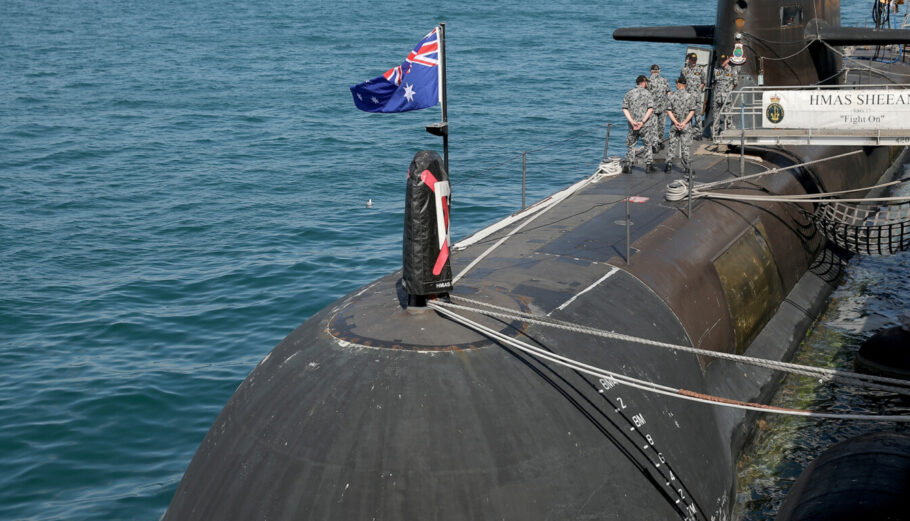 Υποβρύχιο με τη σημαία της Αυστραλίας