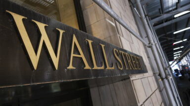 Wall Street © EPA/JUSTIN LANE