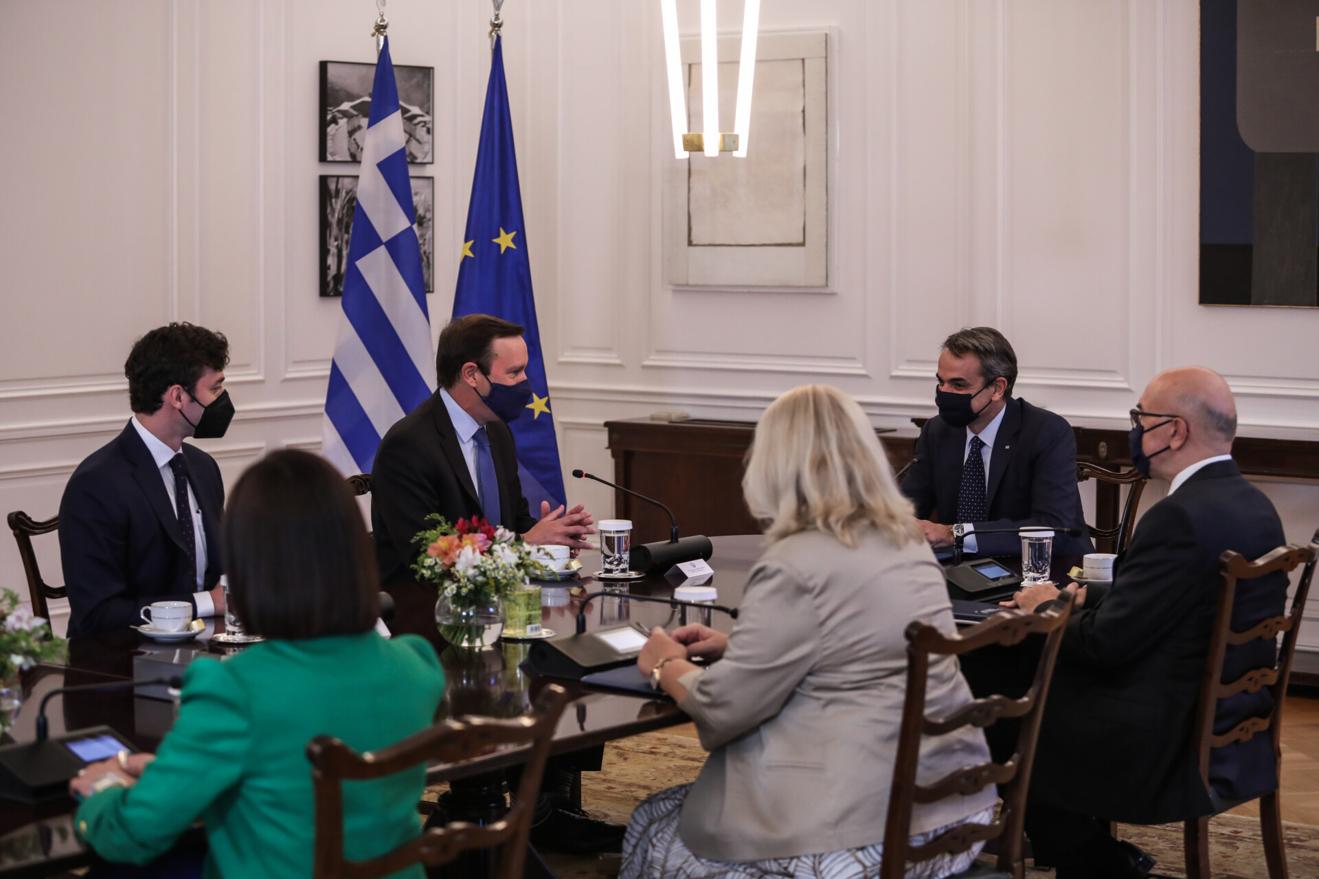 Οι σχέσεις Ελλάδας – ΗΠΑ στο επίκεντρο της συνάντησης Μητσοτάκη με Αμερικανούς Γερουσιαστές