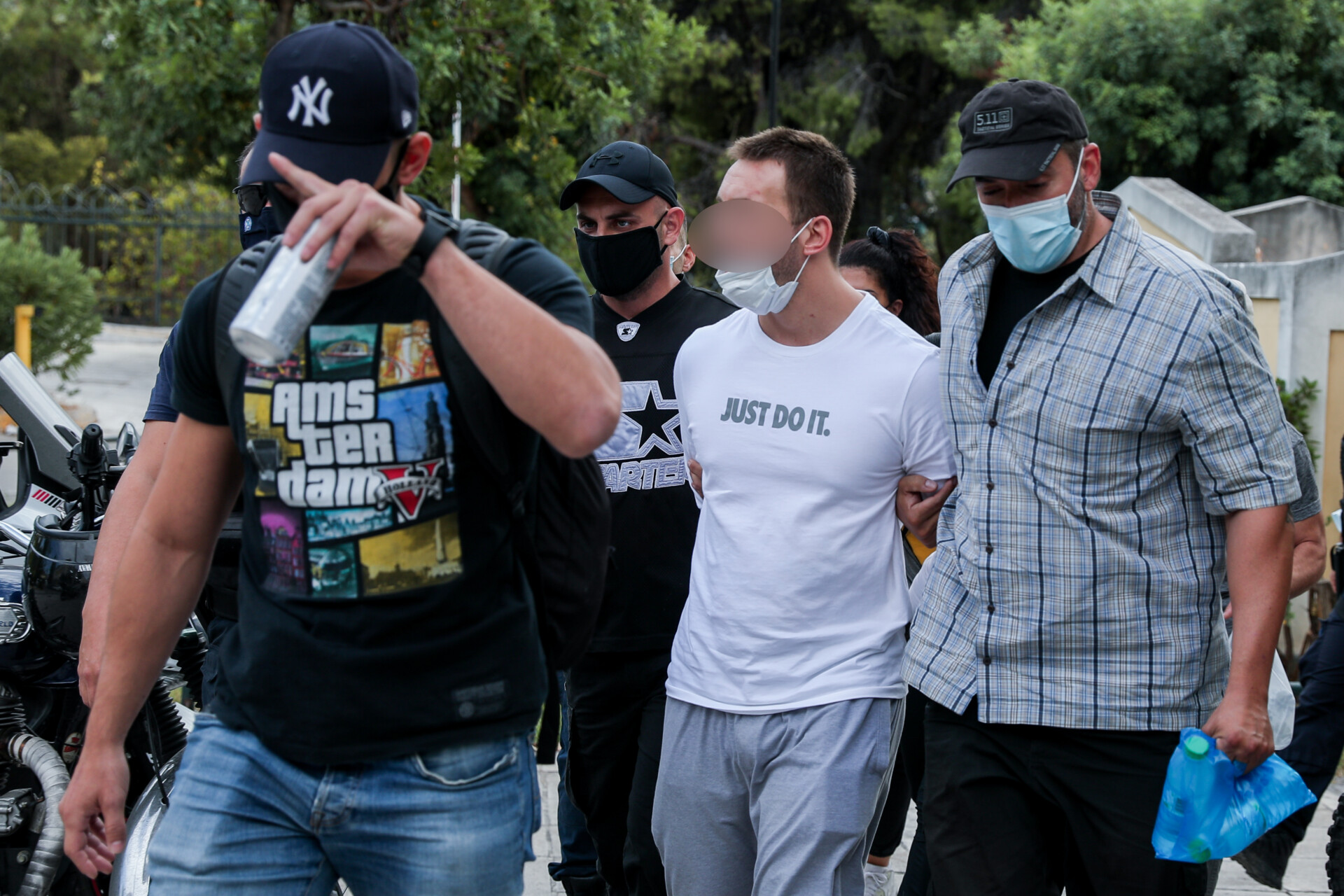 Ποινική δίωξη στους ληστές της τράπεζας στην Μητροπόλεως