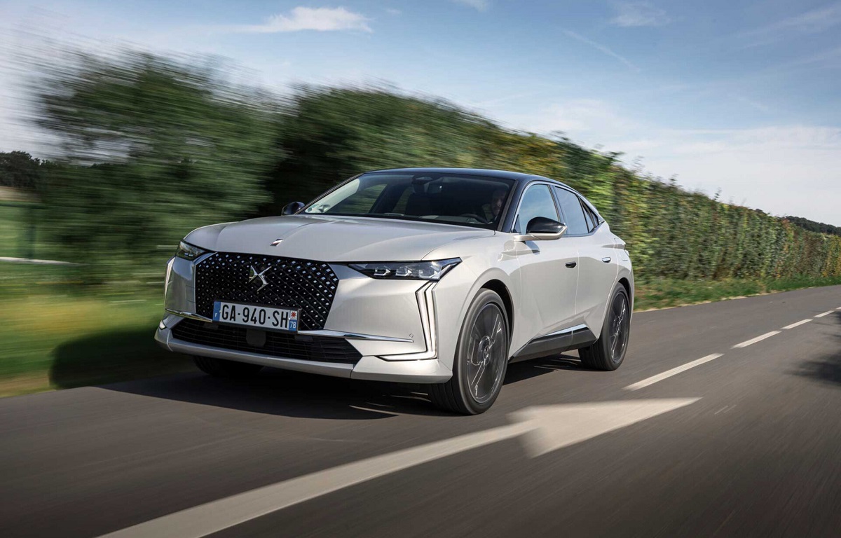 Οδηγούμε στη Γαλλία το νέο DS 4