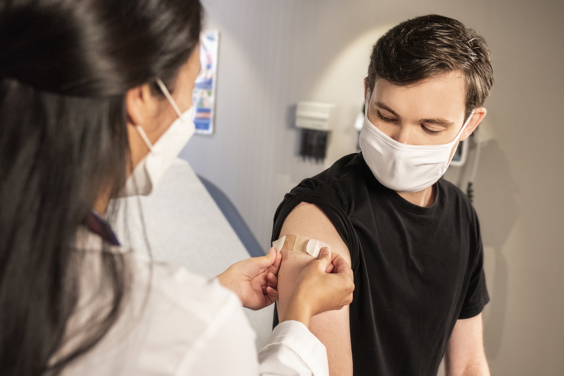 Σουηδία: Εμβόλιο Pfizer ή Moderna στη β’ δόση αυξάνει την ανοσία