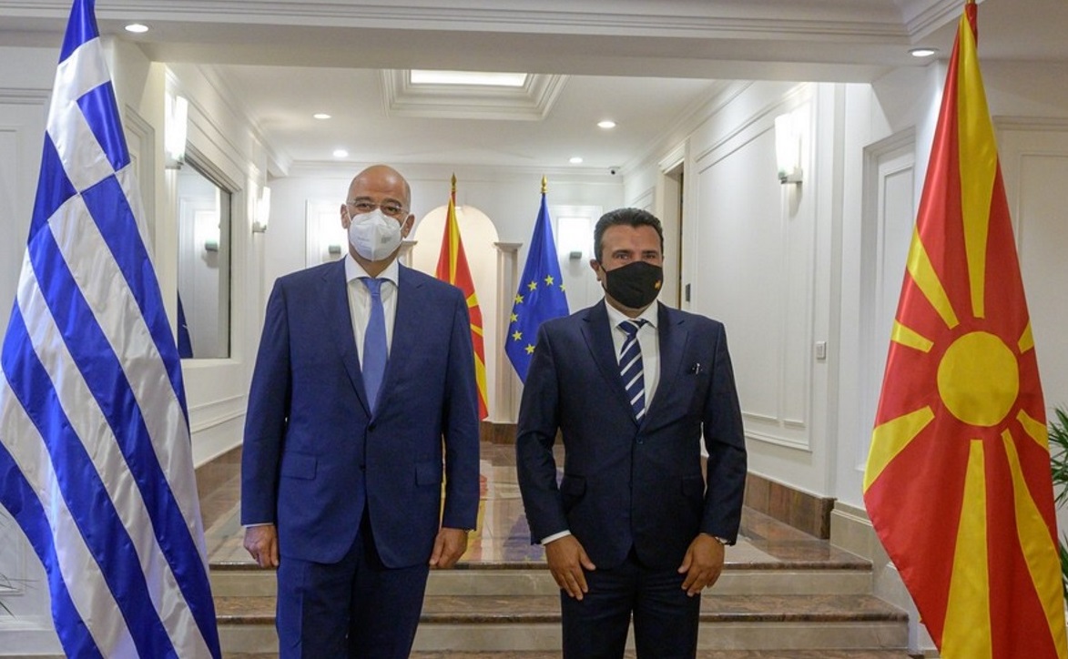 Ζάεφ σε Δένδια: Βασιζόμαστε στην Ελλάδα για την ένταξή μας στην ΕΕ