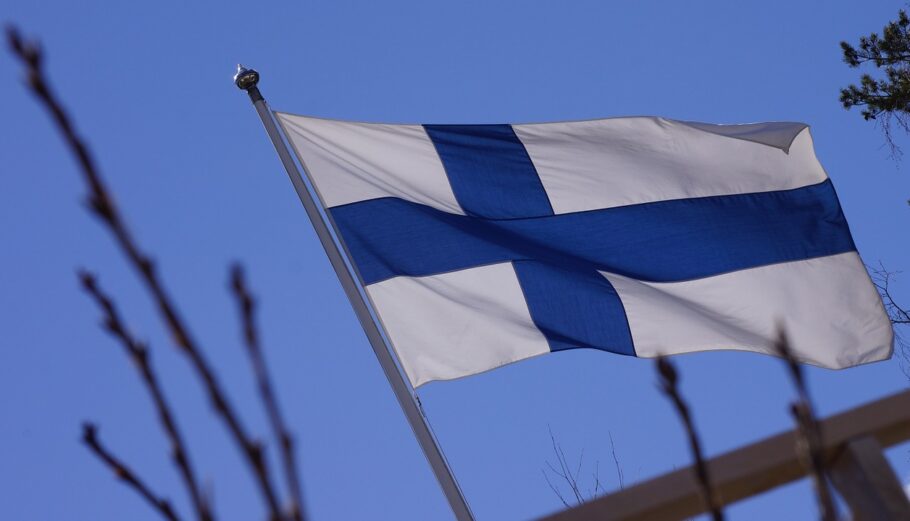 Η σημαία της Φινλανδίας © Pixabay