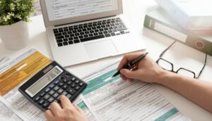 Φορολογικές δηλώσεις 2026: Τα τέσσερα στοιχεία που πρέπει να ελέγξουν οι φορολογούμενοι