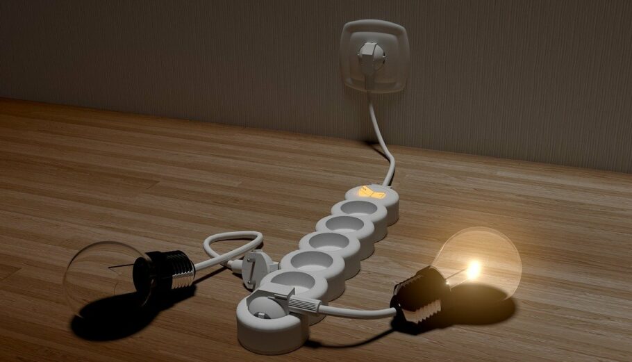 Παροχή ηλεκτρικής ενέργειας/Ηλεκτρικό ρεύμα © Pixabay