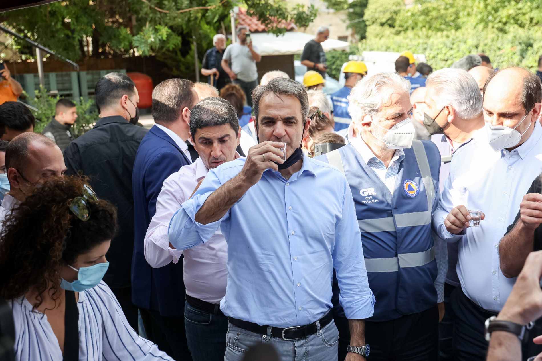 Οι περιοδείες Μητσοτάκη, οι πρόωρες εκλογές και η μάχη της παραλιακής