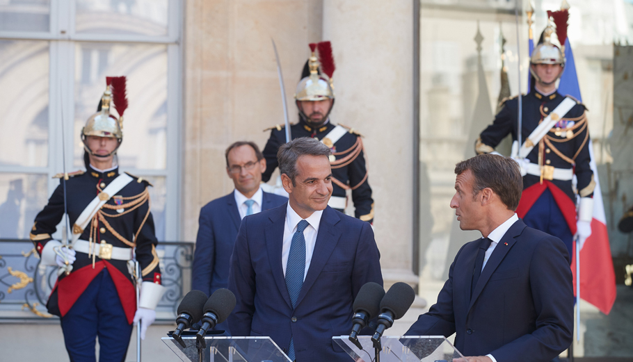 Αμυντική συμφωνία Ελλάδος – Γαλλίας: Το ταξίδι Μητσοτάκη στο Παρίσι