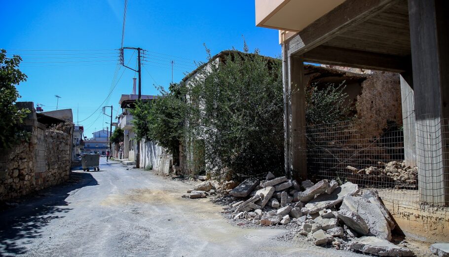 Ισχυρή σεισμική δόνηση μεγέθους 5,8 βαθμών ©ΣΤΕΦΑΝΟΣ ΡΑΠΑΝΗΣ/ EUROKINISSI