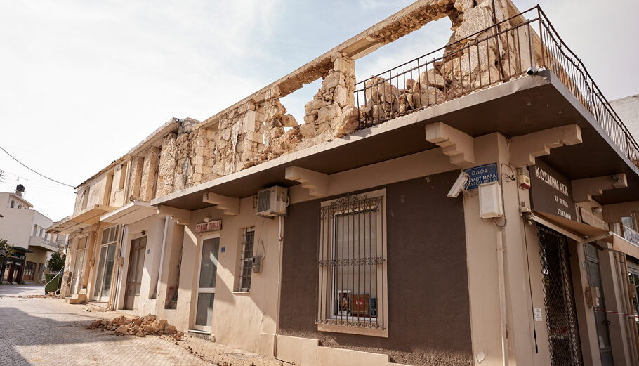 Ζημιές σε κτίρια του νομού Ηρακλείου από τον σεισμό στην Κρήτη © Eurokinissi