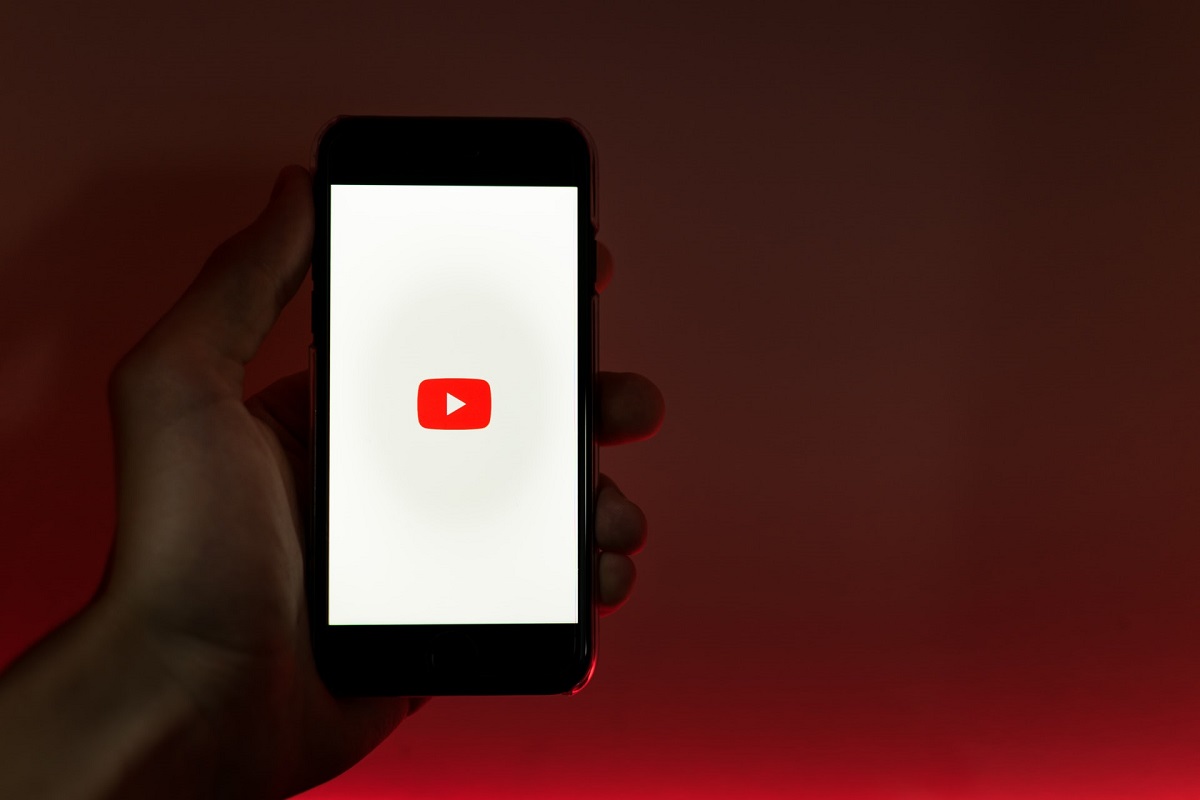 YouTube: Τερματίζει το πείραμα της premium συνδρομής