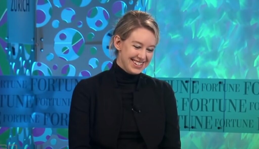 Σκάνδαλο Theranos: Σε εξέλιξη η δίκη της Χολμς για την απάτη του αίματος
